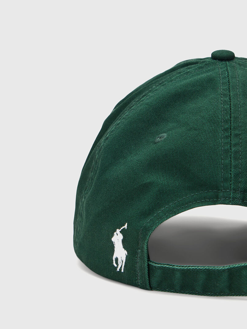 Green cap with contrasting logo - 3