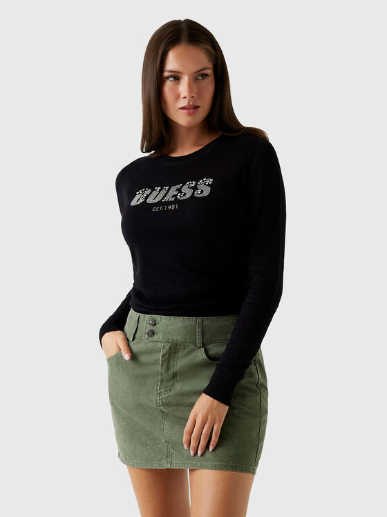 Пуловер с овално деколте и апликирани кристали - 1