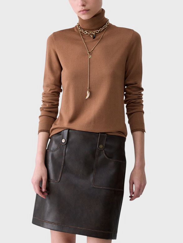 Black sweater made of a viscose blend - 1