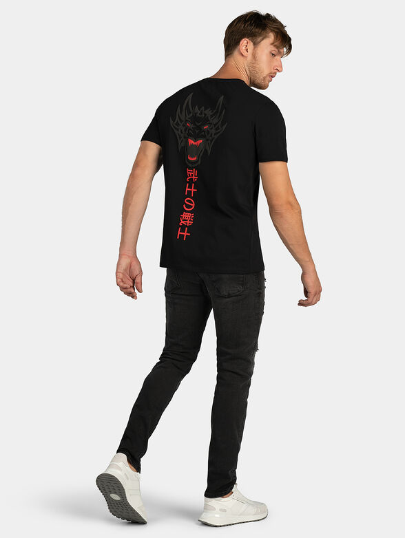 Black T-shirt with contrasting print - 6