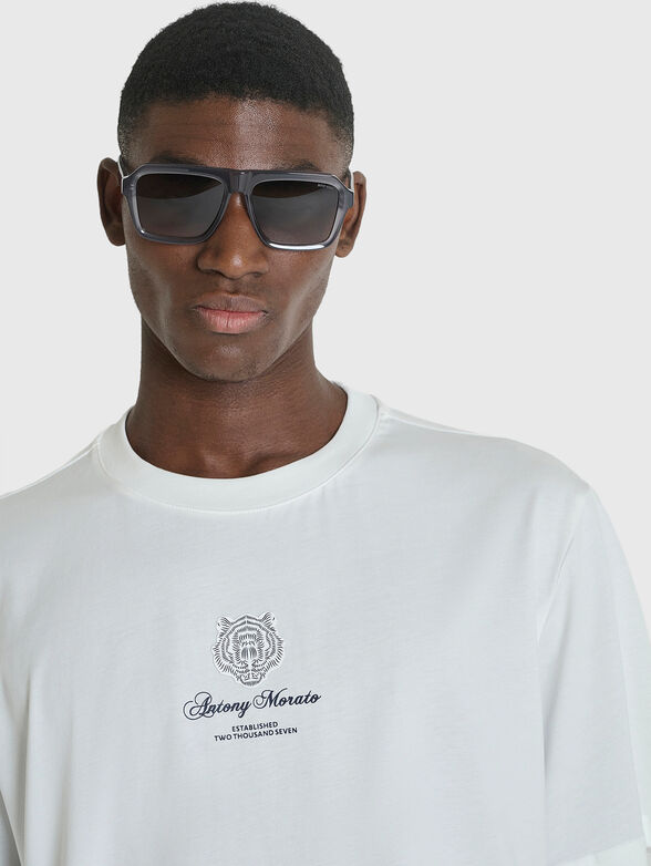 T-shirt with a statement print on the back  - 4