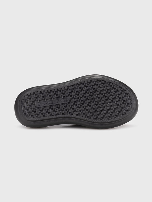 Slippers with logo detail - 5