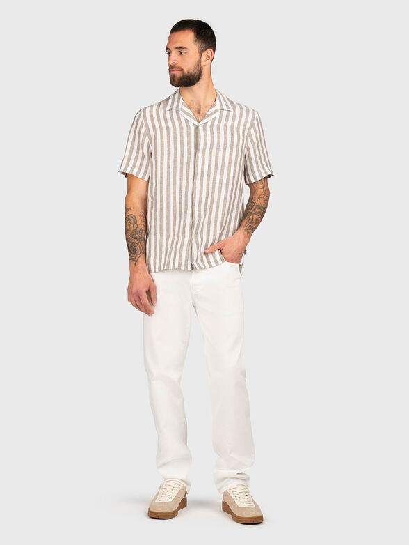 Linen shirt with short sleeves - 1
