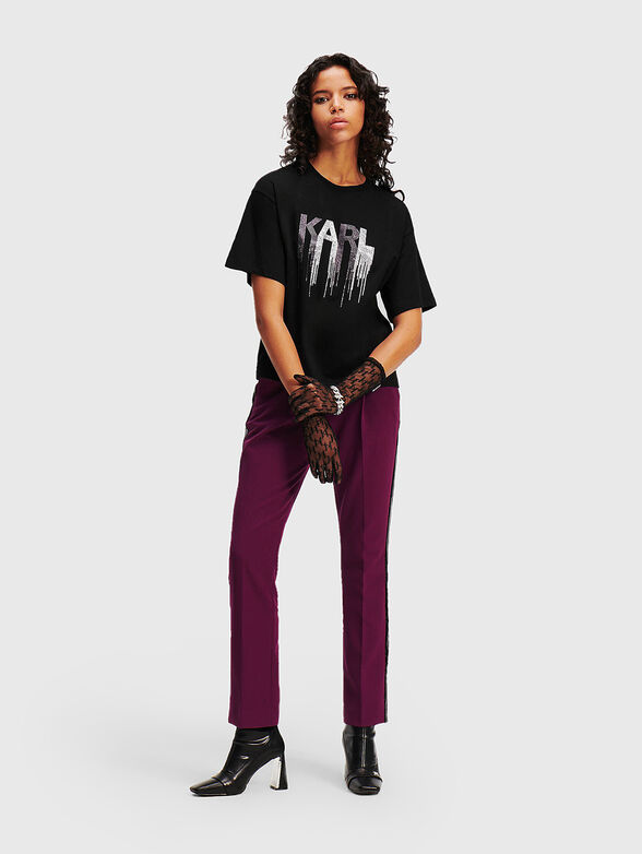 T-shirt with a fancy logo - 2