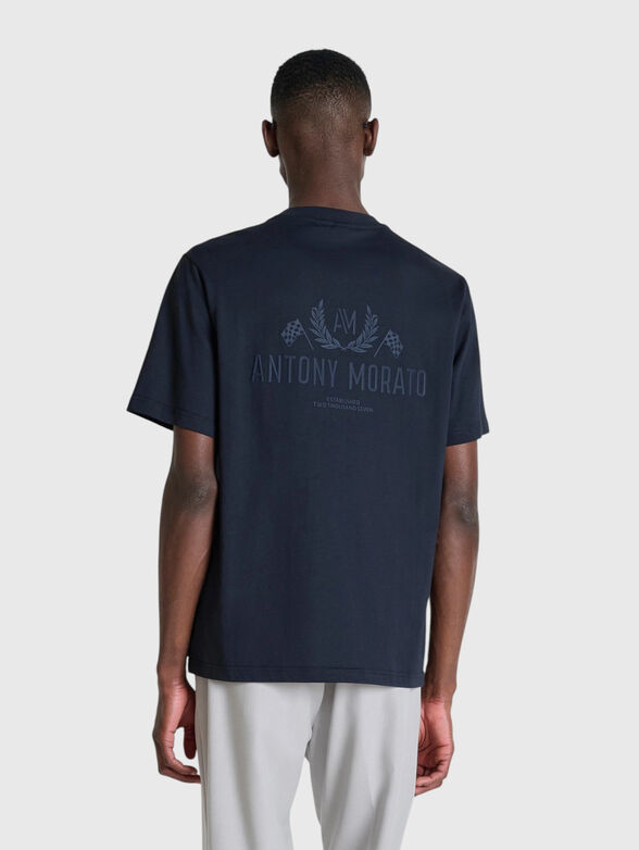 Cotton T-shirt with a design on the back - 2