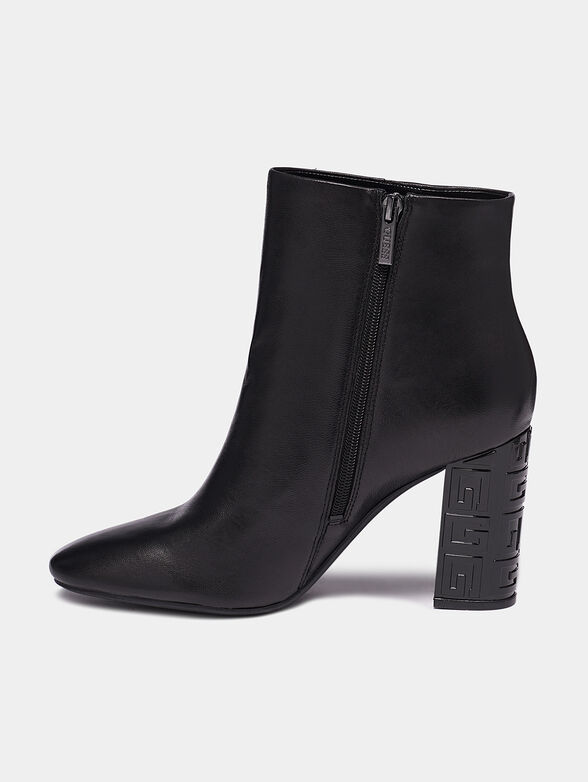 LARIAH Ankle boots - 4