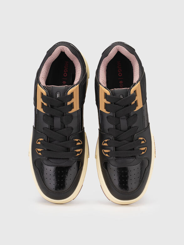 Sneakers with embossed logo - 6