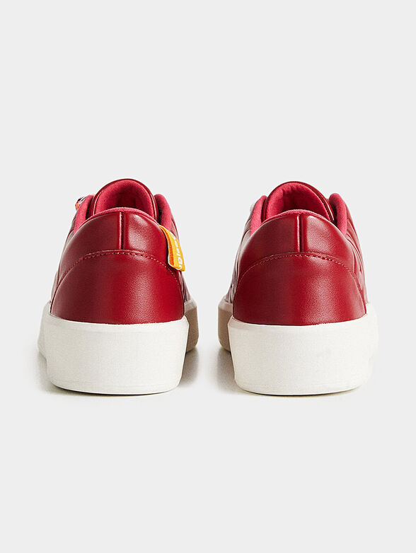 Red sneakers - 4