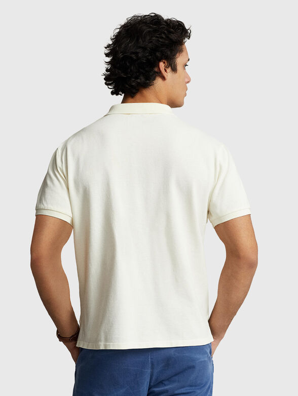 Polo shirt with short sleeves and logo embroidery - 3