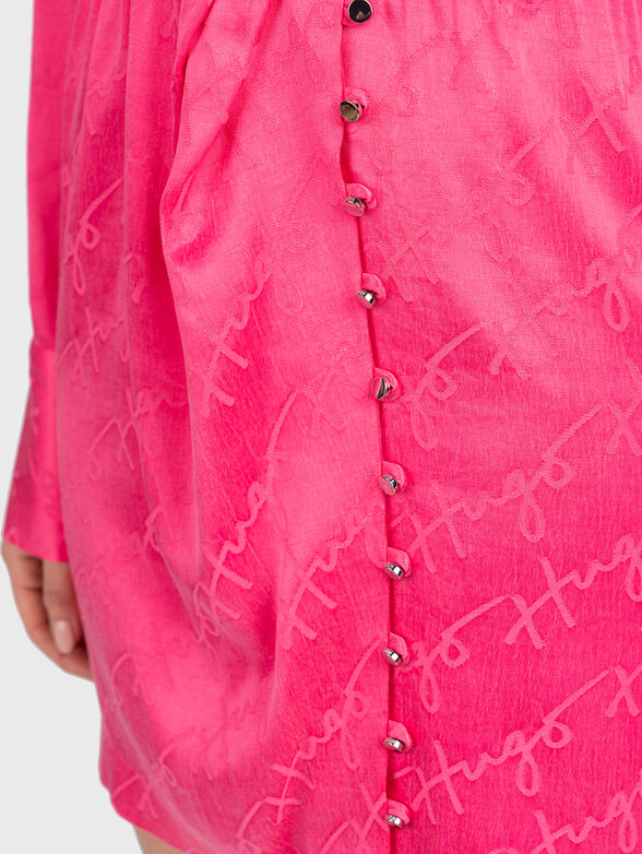 Dress with logo motifs and accent buttons - 5