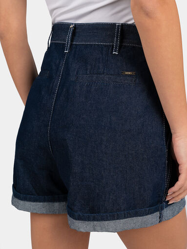 Denim shorts with metal logo detail - 5