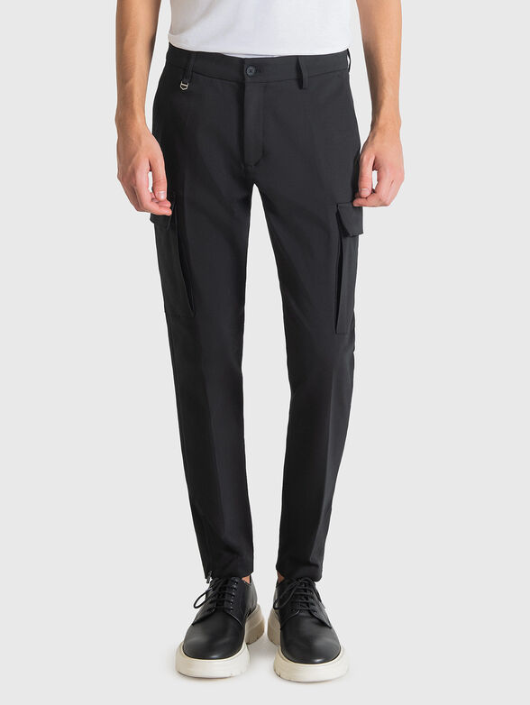 Black cargo trousers - 1