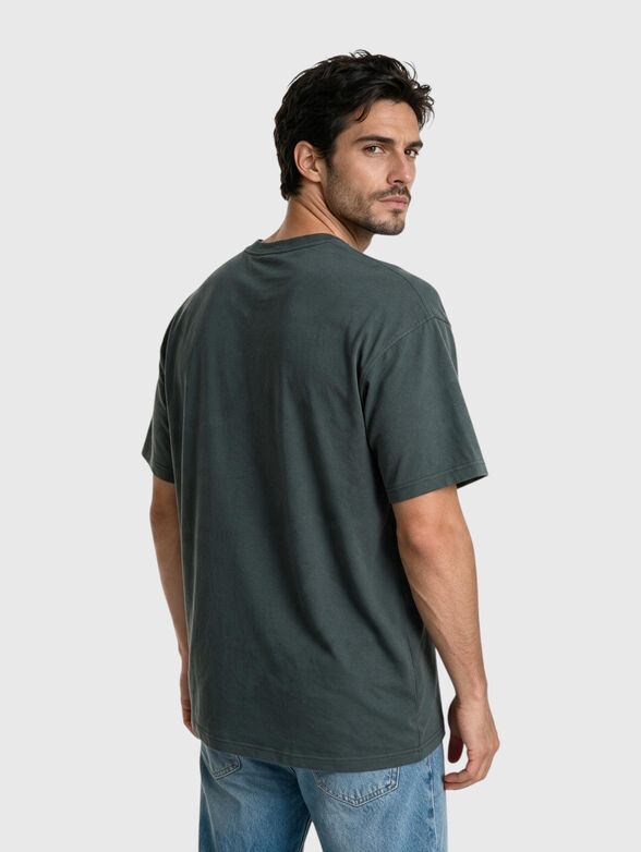 Cotton T-shirt with a round neckline - 3