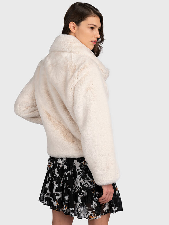 Coat made from soft fabric with zip - 3