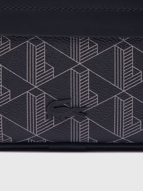 Crossbody bag with monogram - 5