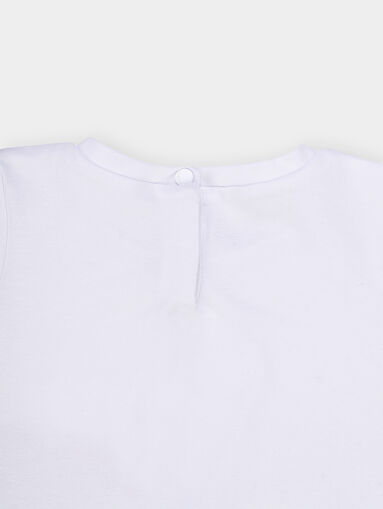 Set of white T-shirt and beige leggings - 4