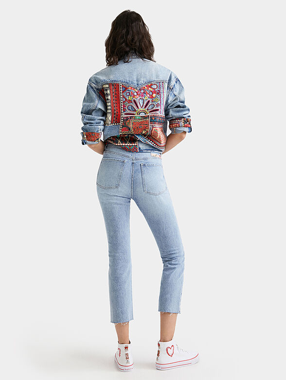 Cropped jeans with multicolor details - 2