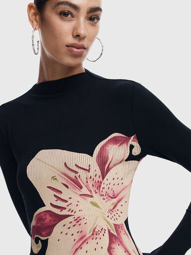 Midi dress with long sleeves and floral print - 3