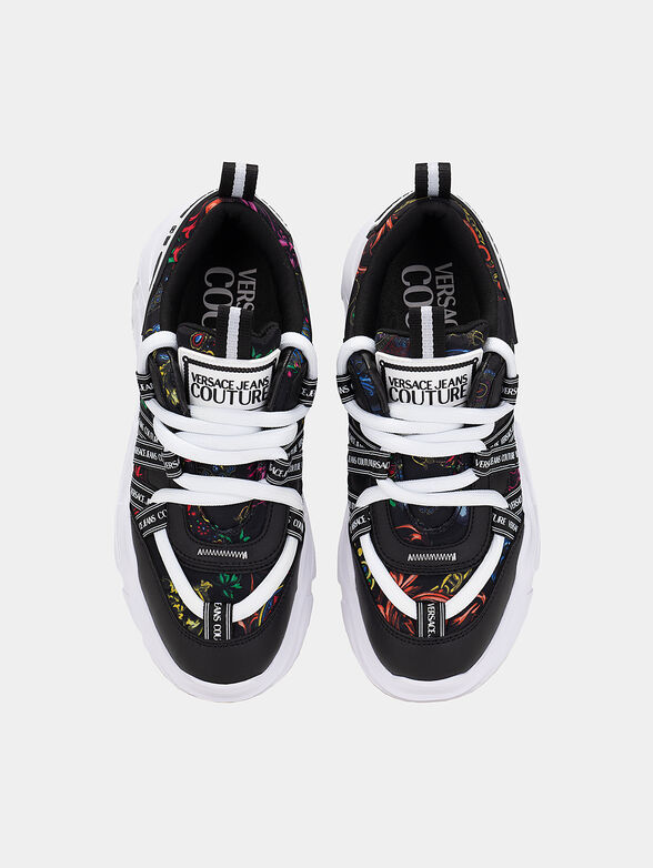 Black sneakers on platform - 5