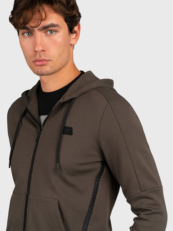 Black sweatshirt with zip and hood - 4