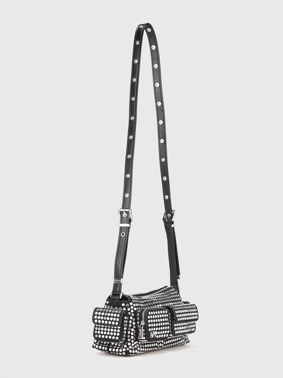 Кожена кросбоди чанта с капси - 2