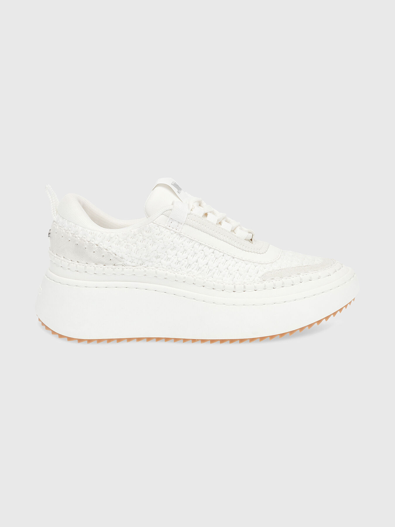 DOUBLETAKE sneaker in beige on platform brand STEVE MADDEN