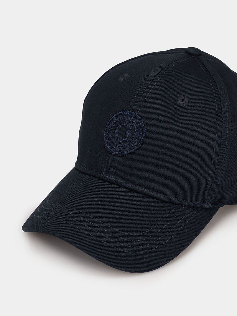 Baseball cap with logo patch in black color - 3