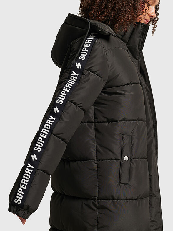Long padded jacket with hood and logo lettering - 3
