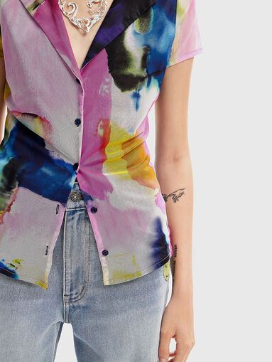 Short sleeve shirt with multicolor print - 4
