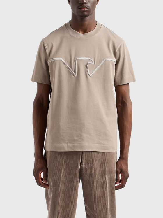 Тениска в бежов цвят с лого бродерия - 1