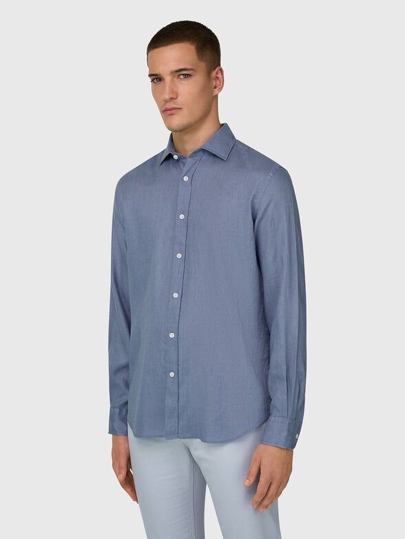 Linen shirt with contrasting buttons - 1