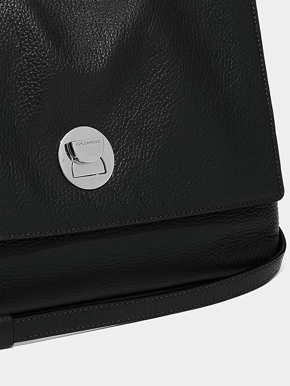 LIYA Leather handbag with silver details - 2
