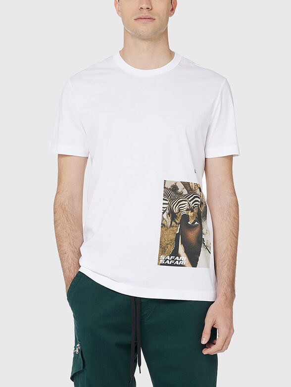 Contrast print T-shirt in white  - 1