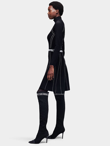 Knit dress with branded waist - 3