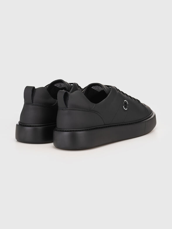 Black sports shoes - 3