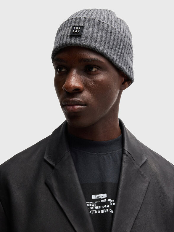 Knitted wool hat - 2