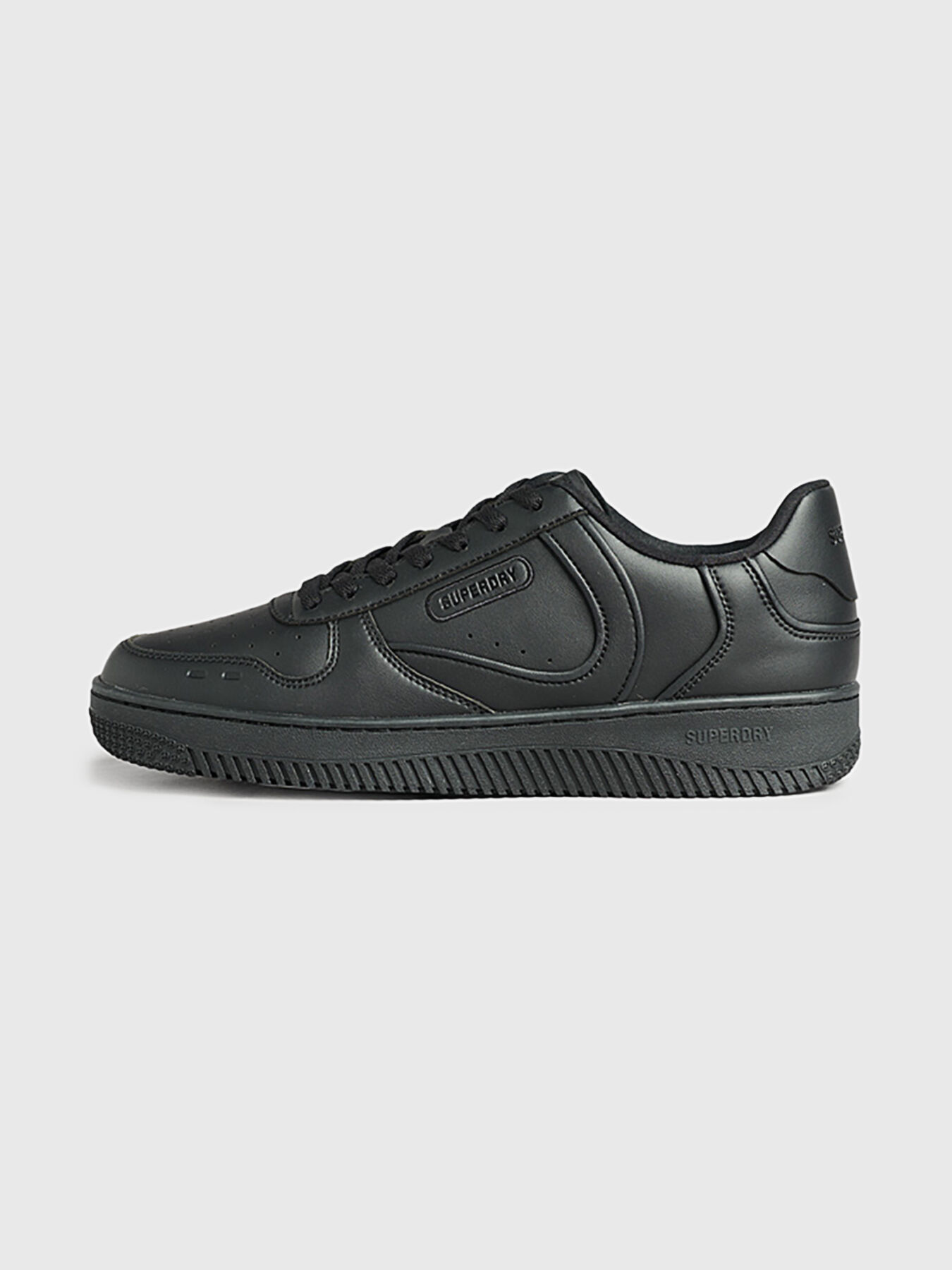 Black sports shoes from eco leather brand SUPERDRY Globalbrandsstore en
