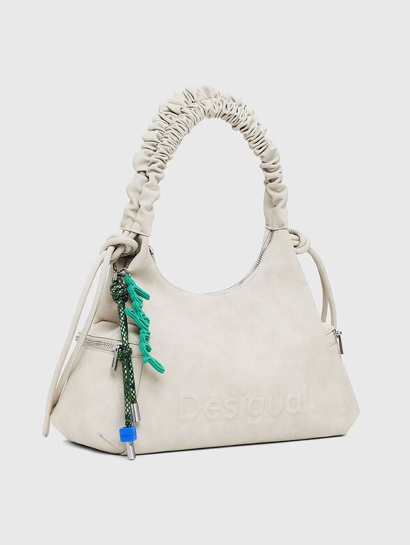 Bag with embossed logo - 4