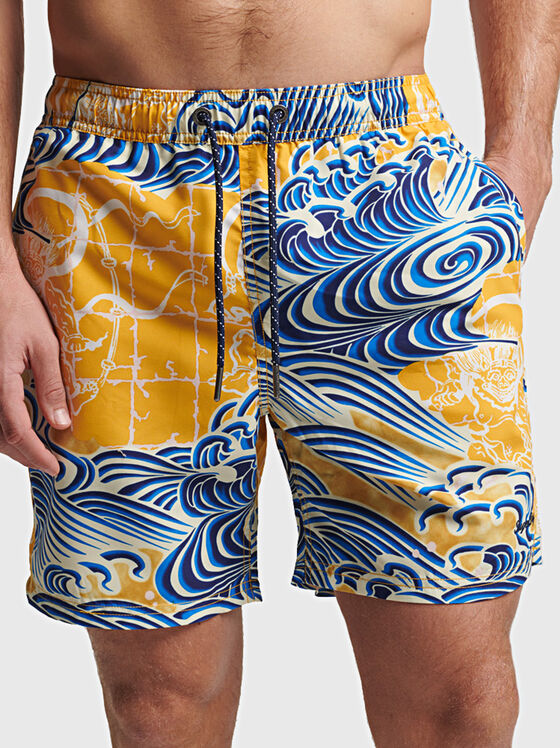 VINTAGE HAWAIIAN beach shorts with floral print - 1