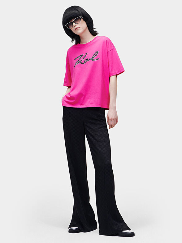 SIGNATURE T-shirt in fuxia color - 1