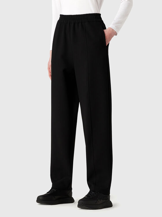 Черен панталон от вискозен бленд  - 1