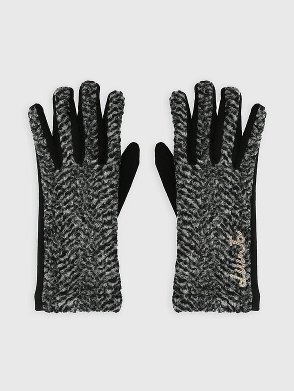 Gloves with brooch  - 1