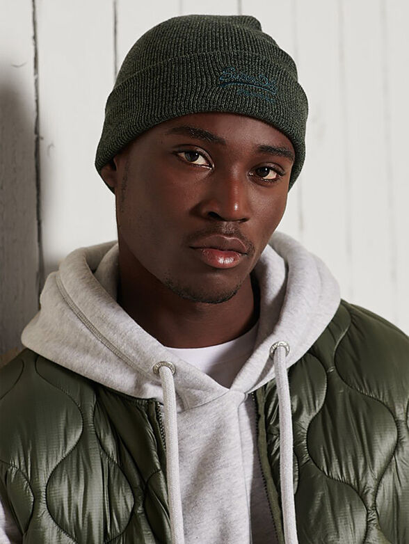 Beanie with embroidered logo - 1
