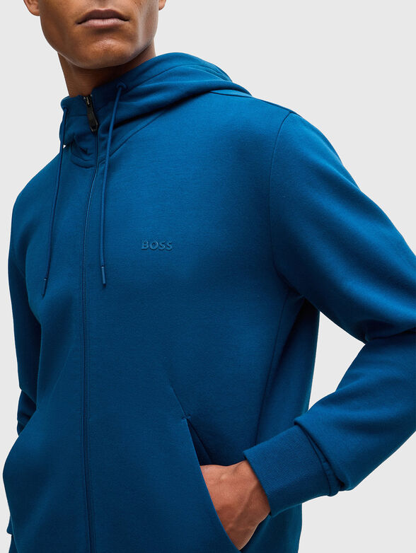 Sweatshirt with hood and zip - 4