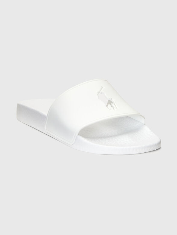 Beach shoes with cut out logo accent - 2