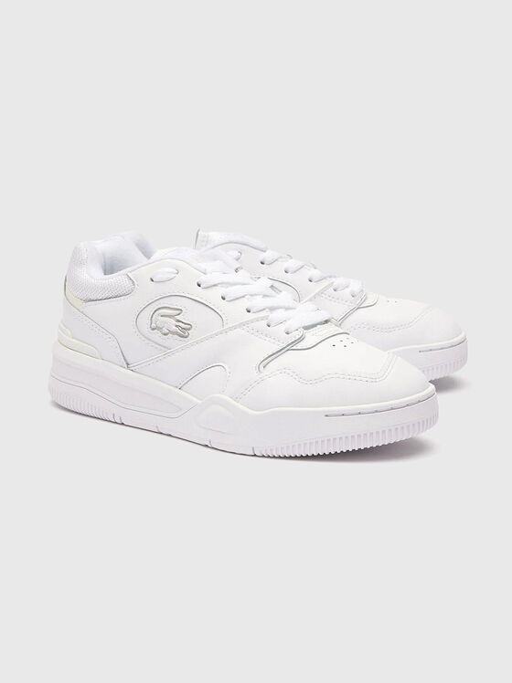 Бели спортни обувки - 2