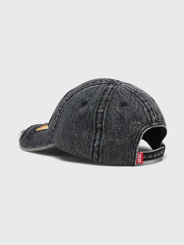 Baseball cap with embroidery - 2