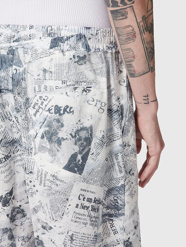 Linen shorts with accent print - 3