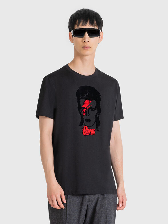 Black T-shirt with accent print - 1