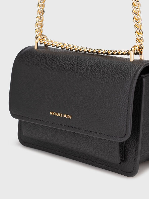 Leather crossbody bag with chain - 5